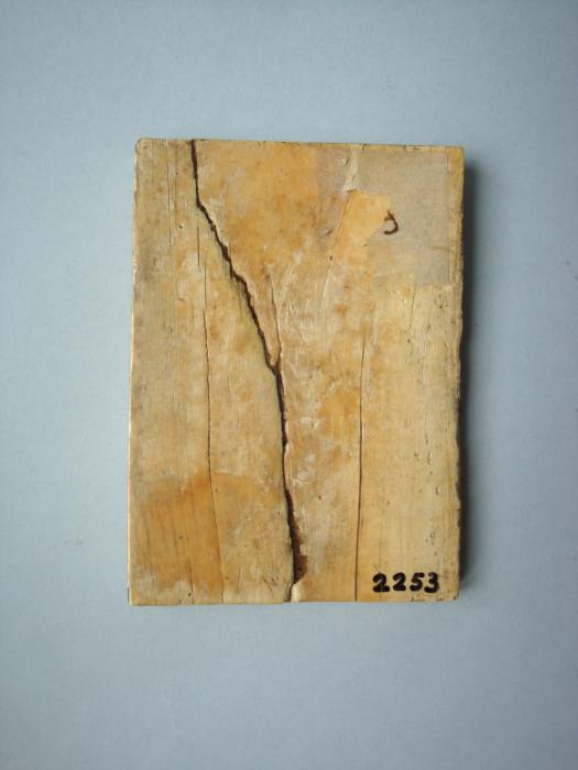 Wing, right (fragment of a diptych), 1 register, 3 arches across (frise d'arcatures; plaquette) (Back)