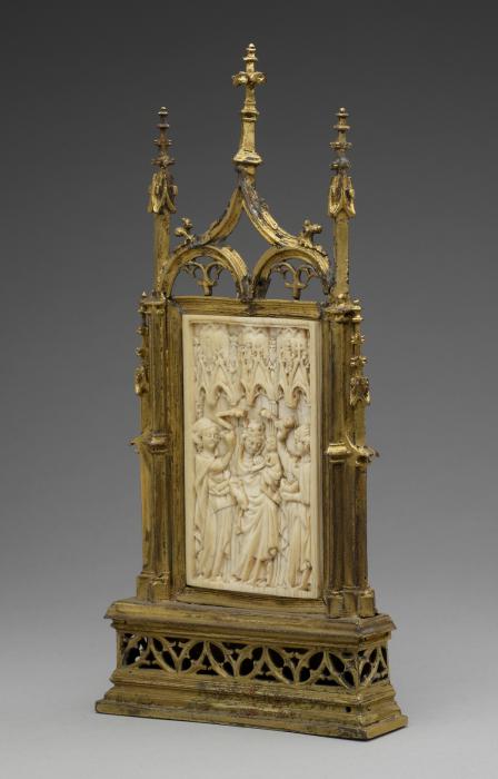 Panel or pax (?), 1 register, 3 paired arches across (frise d'arcatures) (Side)