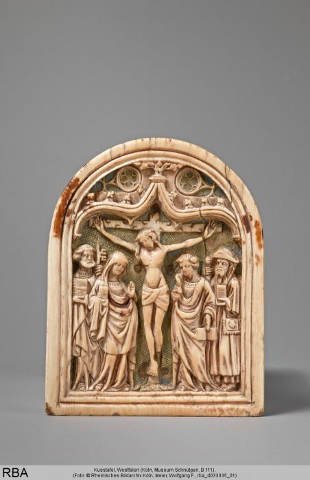 Pax, 1 register, 1 ogee arch across (baiser de paix) (Front)