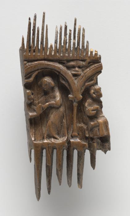 Comb (fragment, peigne double), 2 arches across (frise d'arcatures) (Side 1)