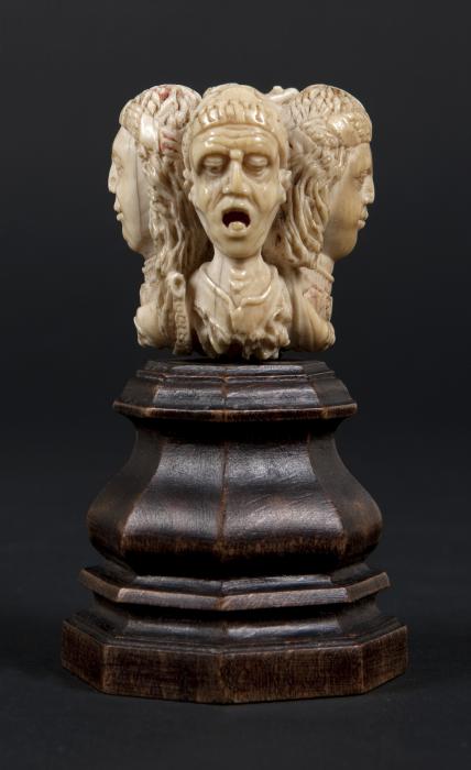 Rosary bead, 4 faces (chapelet) (Side 4)