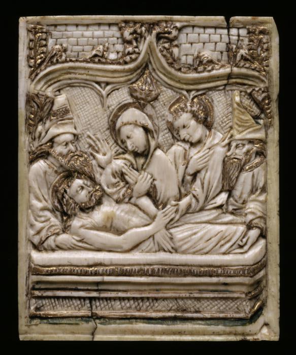 27 panels (fragments of a box with a pitched lid), 1 register, 1 ogee arch across (Front)