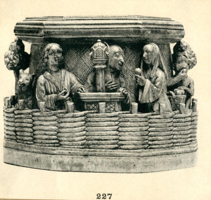 Base for a statuette (Side)