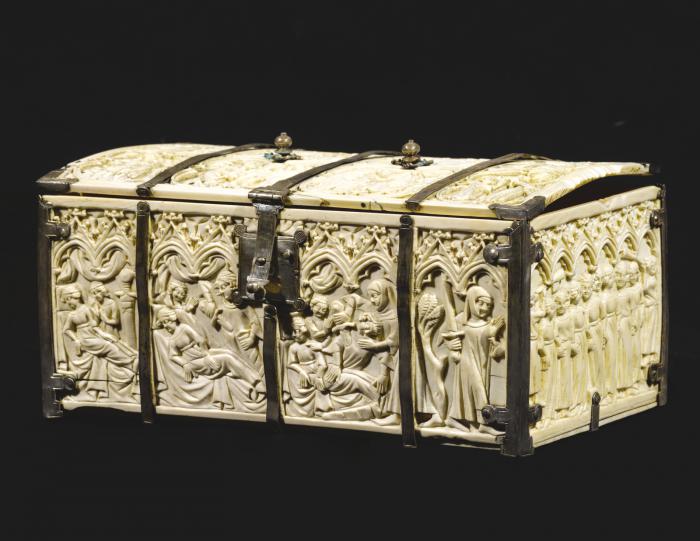 Casket, with arches, quatrefoils, rosettes (coffret; frise d'arcatures; quatre-feuilles)