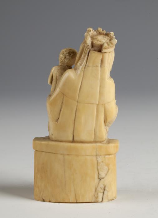 Statuette (Back)
