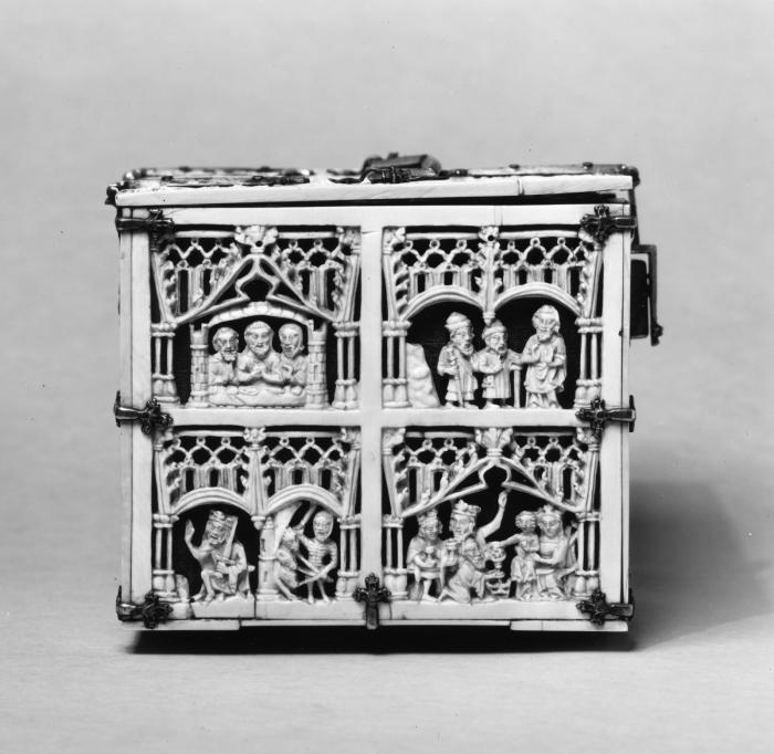 Openwork casket, with arches (coffret; colonnettes) (End, right)