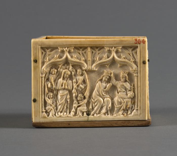 Casket, with ogee arches (colonnettes; coffret) (Body, back)