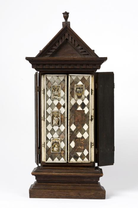 Polyptych, 3 registers (wings), openwork panels, ogee arches (tabernacle; ajouré; colonnettes) (Front)