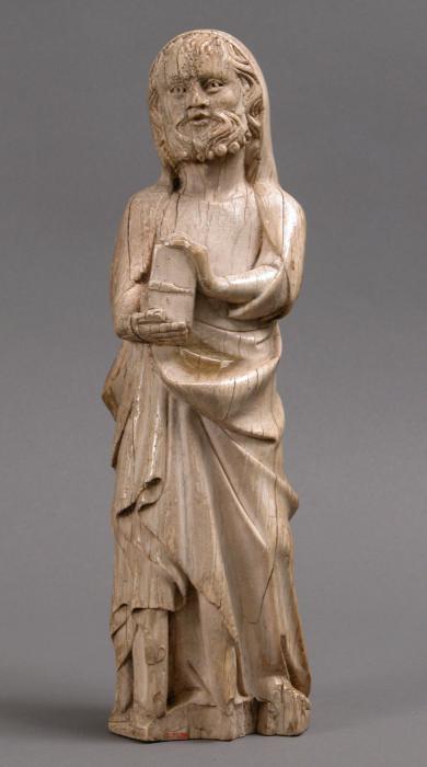 Statuette (Front)