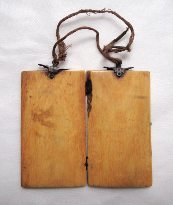 Diptych, 1 register, 1 arch across (plaquette) (Back)