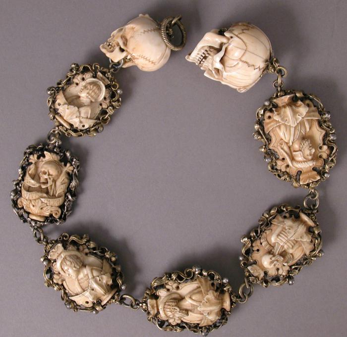 Rosary, 8 beads (chapelet) (Side 1)