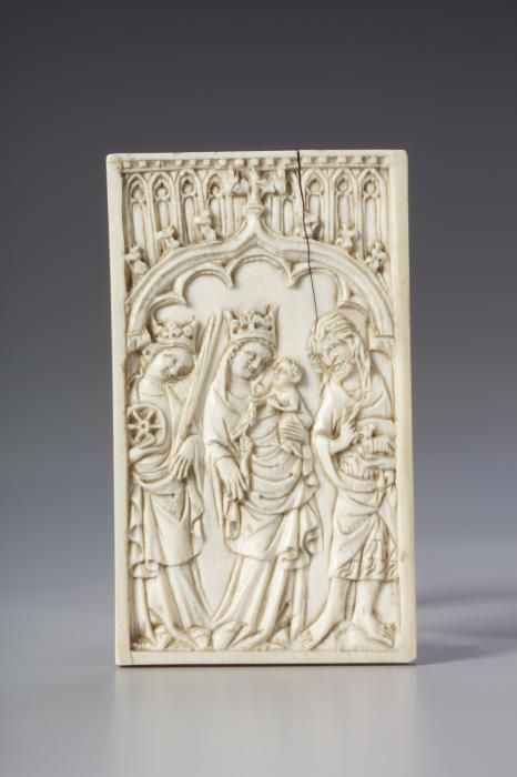 Writing tablet, 1 register, 1 ogee arch across (plaquette; tablette à écrire) (Front)
