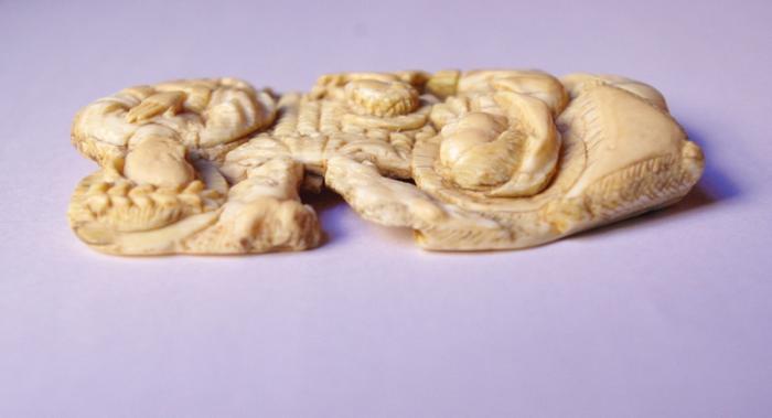 Fragment of pax (baiser de paix) (Top)