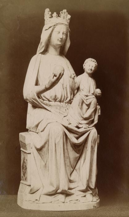 Statuette; so-called 'Davillier Virgin' (Front)