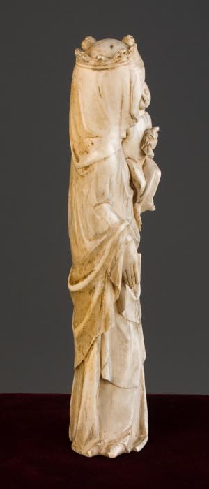 Statuette (Side, right)