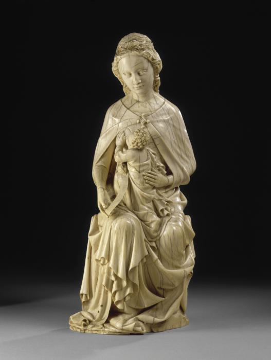 Statuette (Front)