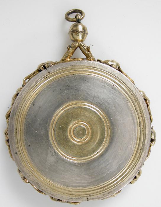 Openwork medallion (médaillon ajouré) (Back (after restoration))