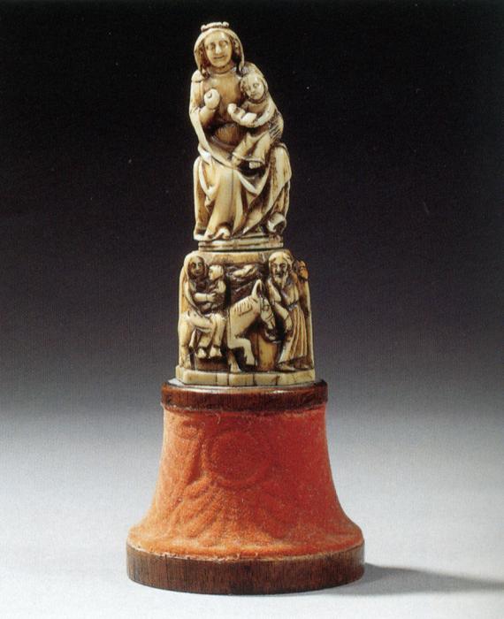 Statuette (Front)