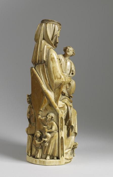 Statuette (Back)