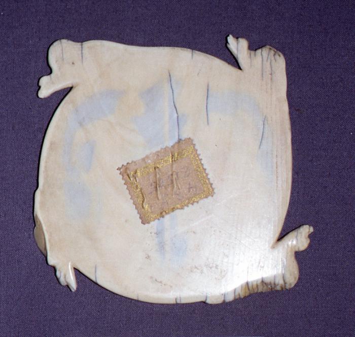 Mirror case (valve de miroir) (Back)