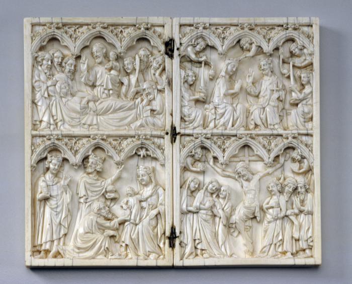 Diptych, 2 registers, 3 arches across (frise d'arcatures) (Front)