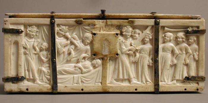 Casket, with quatrefoils (coffret; quatre-feuilles) (Front)