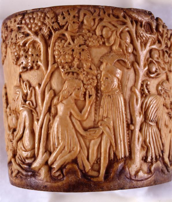 Goblet or pyxis (Side)