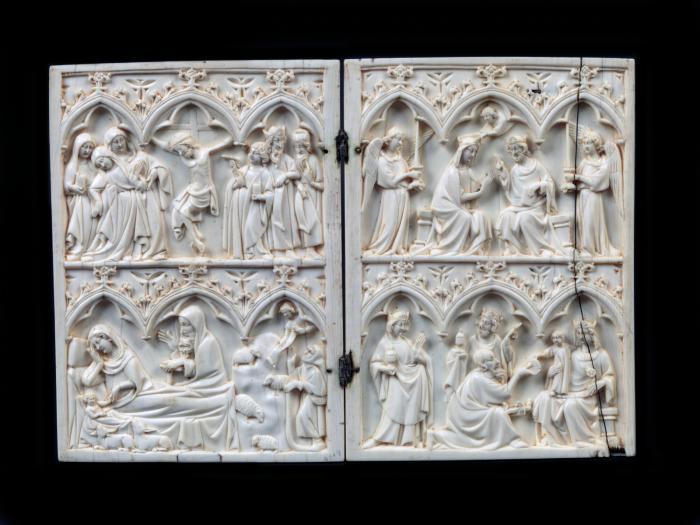 Diptych, 2 registers, 3 arches across (frise d'arcatures) (Front)