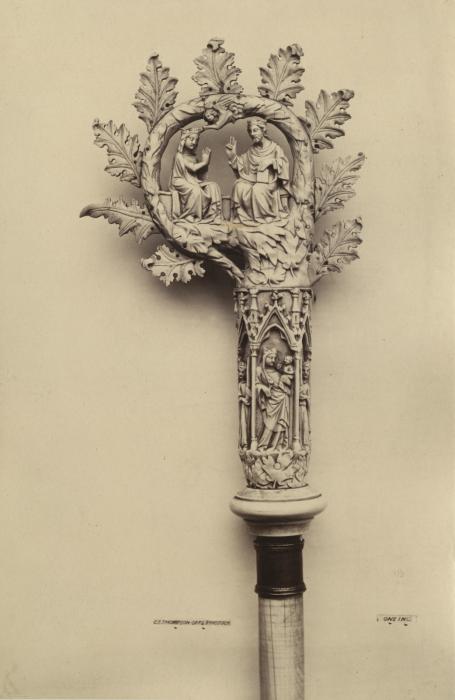 Head of crozier (crosse) (Front)