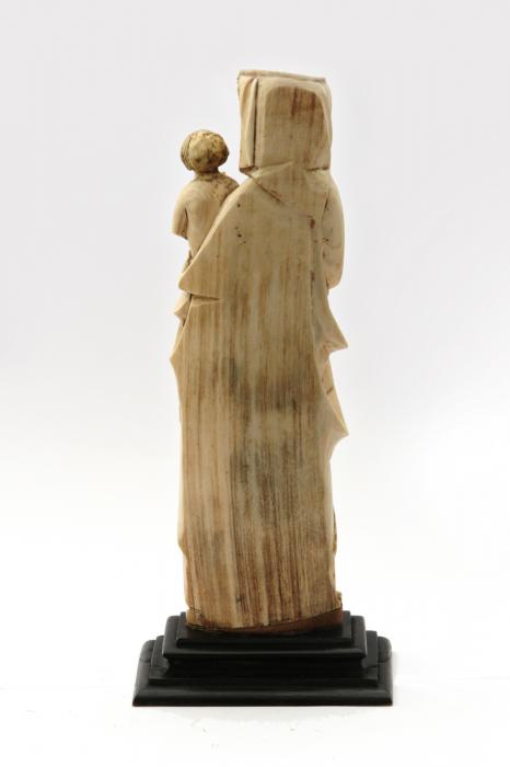 Statuette (Back)