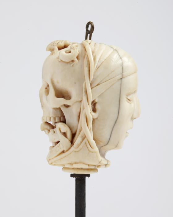 Rosary bead, 2 faces (chapelet)
