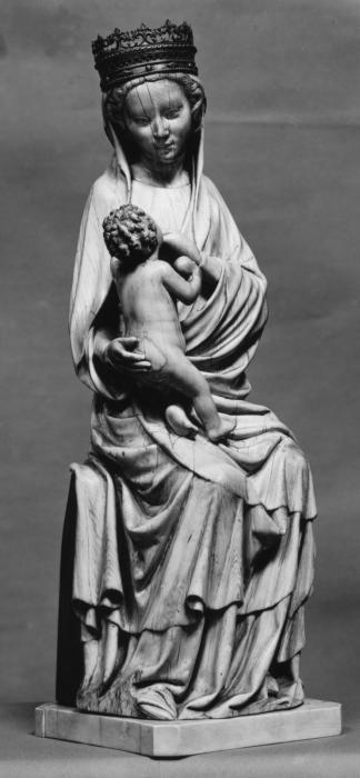 Statuette (Front)