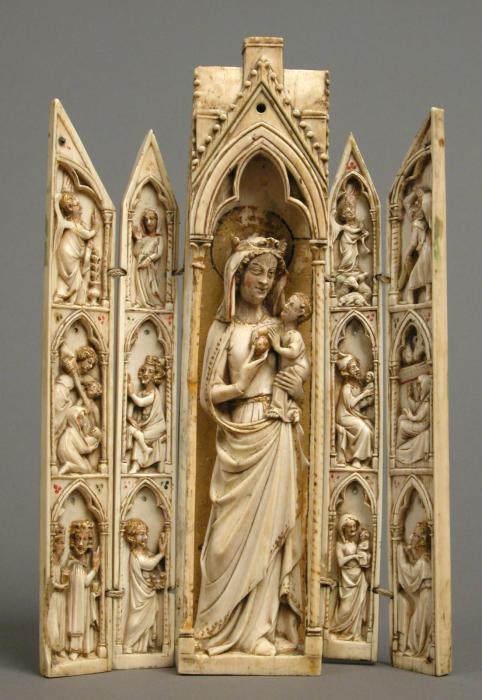 Gabled polyptych, with arches (tabernacle; colonnettes) (Front)