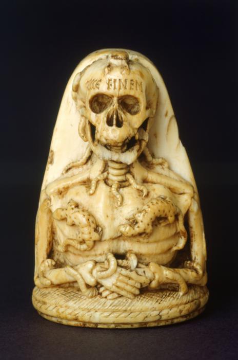 Rosary bead, 2 faces (Side 2)