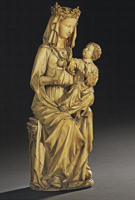 Statuette with band of rosettes (décor de roses); known as 'Vierge de Frigolet' and 'Vierge Martin Le Roy' (Front)