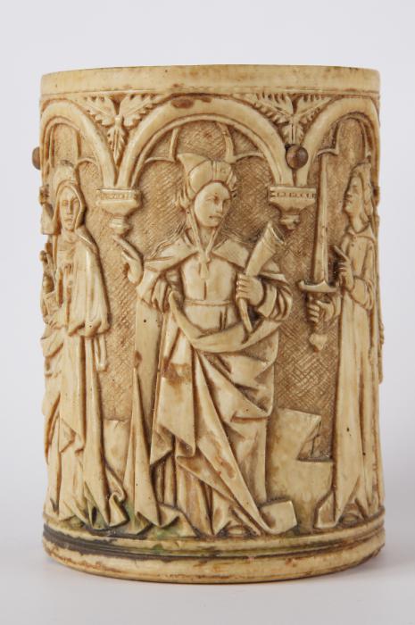 Cylindrical pyxis, with arches (pyxide; frise d'arcatures) (Side)