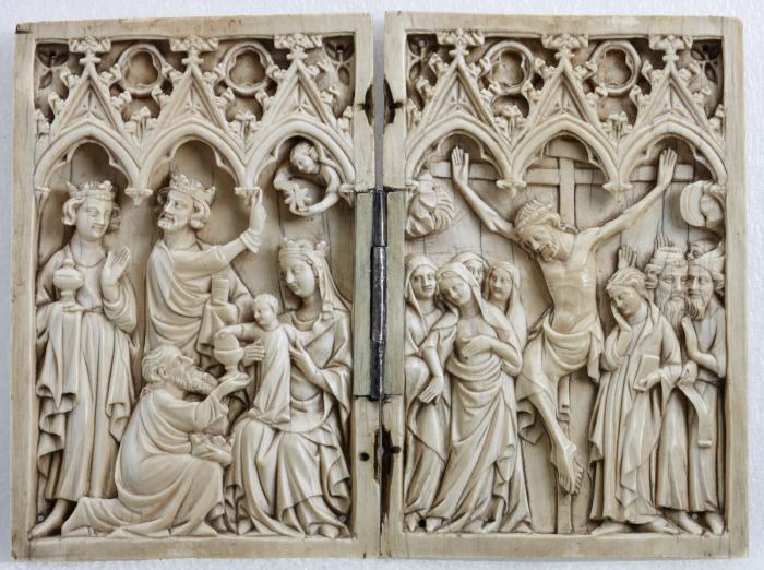Diptych, 1 register, 3 arches across (frise d'arcatures; plaquettes) (Front)