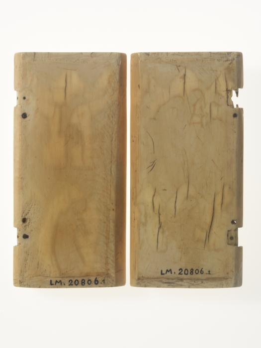 Diptych, 2 registers, 3 arches across (frise d'arcatures) (Back)