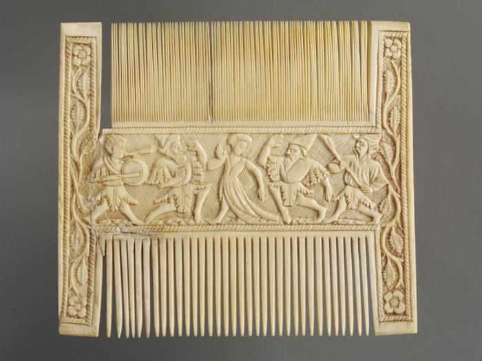 Comb (peigne double) (Side 1)