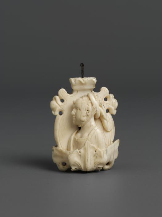 Rosary bead, 2 faces (chapelet) (Side 2)