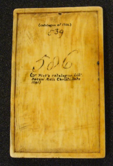 Writing tablet, 1 register, 3 arches across (tablette à écrire; frise d'arcatures; plaquette) (Back)