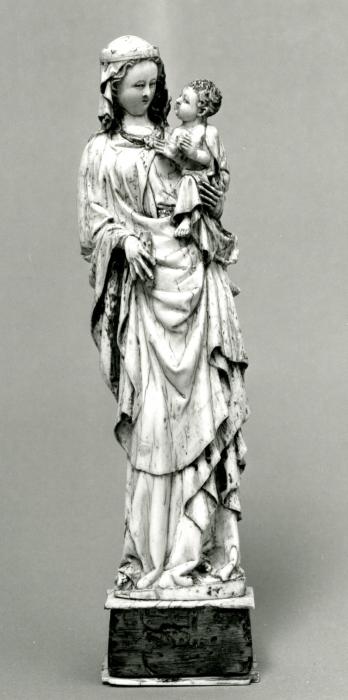 Statuette (Front)