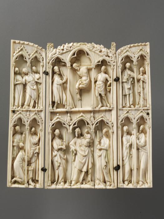 Rounded-top triptych (originally gabled triptych), 2 registers, 2 arches across and 3 arches across (frise d'arcatures; colonnettes) (Front)
