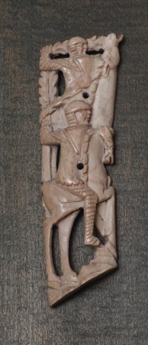 Openwork panel, probably fragment of a knife handle or of a dagger handle (manche de couteau) (Front)