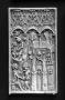 Lid of box, 1 register, 3 arches across (frise d'arcatures) (Front)