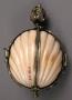 Prayer bead in the shape of a scallop shell (Closed)