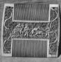 Comb (peigne double) (Side 1)