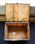 Casket (coffret) (Interior)