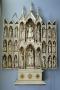 Gabled polyptych, with arches (tabernacle; colonnettes; frise d'arcatures) (Front (open))